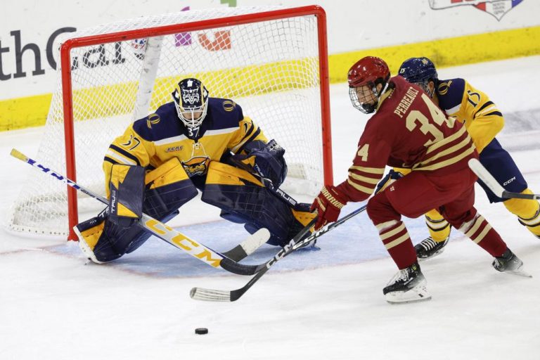 Perreault’s Scoring Streak To 16 In Boston College Win